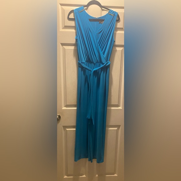 Jumpsuit - Picture 7 of 9